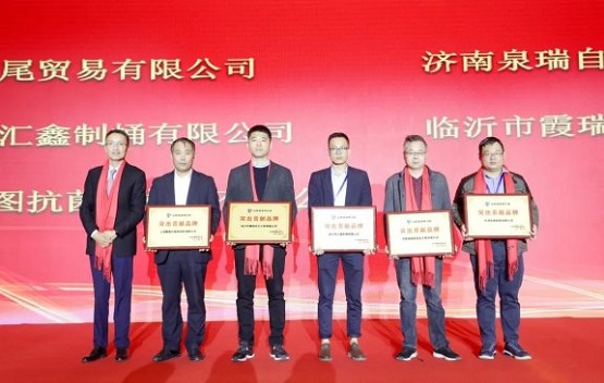 “突出貢獻(xiàn)品牌”稱(chēng)號(hào)的企業(yè)名單