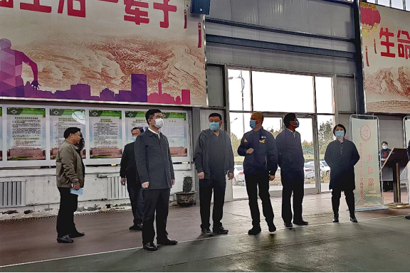 張國(guó)棟充分肯定了公司在人才隊(duì)伍建設(shè)、注重科技成果轉(zhuǎn)化、提高企業(yè)核心競(jìng)爭(zhēng)力等方面的工作