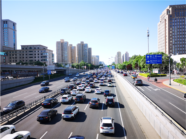 降幅收窄 乘用車市捍衛(wèi)“銀十”成色 降幅收窄 乘用車市捍衛(wèi)“銀十”成色