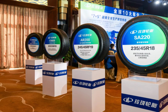 “高性能、高品質、高附加值”