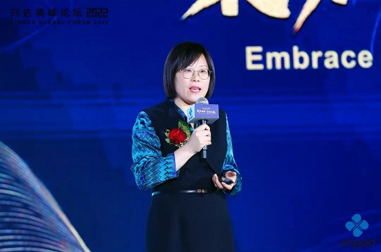 中國橡膠工業(yè)協(xié)會會長徐文英女士