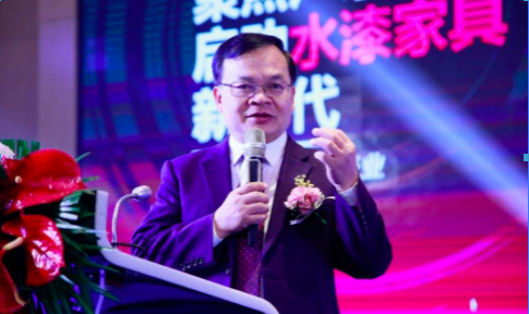 巴德士集團董事長方學(xué)平 巴德士集團董事長方學(xué)平