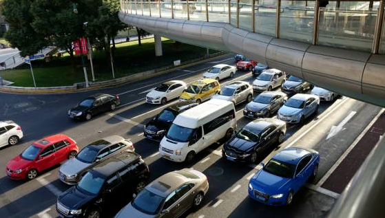 利好！中國(guó)機(jī)動(dòng)車保有量突破4億輛