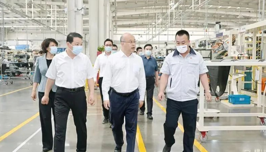 省長調(diào)研走進(jìn)河北萬達(dá)輪胎車間！
