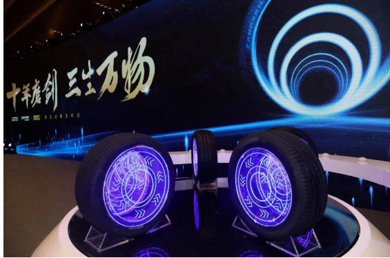 森麒麟輪胎成立之初，董事長(zhǎng)秦龍給企業(yè)定下的第一個(gè)十年目標(biāo)，就是“先活下來”。