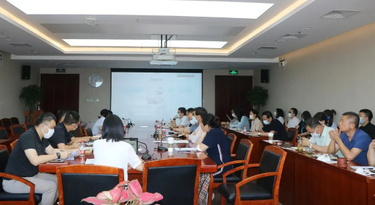 助力化纖工業(yè)高質(zhì)量發(fā)展 | 中國化纖協(xié)會2022年中總結(jié)會在京召開 助力化纖工業(yè)高質(zhì)量發(fā)展 | 中國化纖協(xié)會2022年中總結(jié)會在京召開