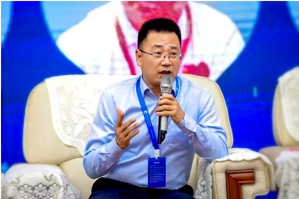 湖北省涂料工業(yè)協(xié)會(huì)會(huì)長(zhǎng)、武漢雙虎董事長(zhǎng)蔣紅升