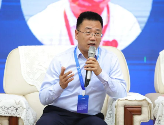 湖北省涂料工業(yè)協(xié)會(huì)會(huì)長、武漢雙虎涂料有限公司董事長蔣紅升