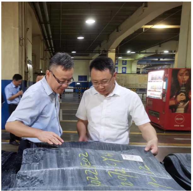 輪胎公司治理整改，副市長現(xiàn)場調(diào)度