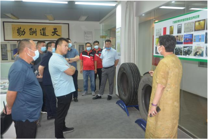 走，到鄭州萬通汽車輪胎“取經(jīng)”