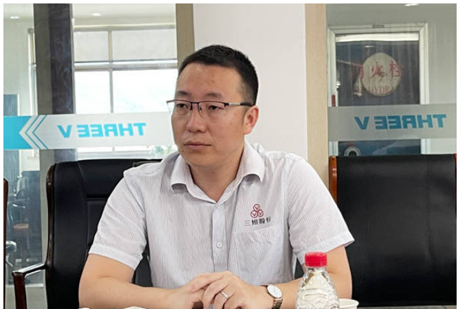 砂石骨料礦山中輸送設備的重要性日益凸顯，輸送帶作為輸送系統(tǒng)的必要產(chǎn)品，能否安全可靠耐久運行直接影響到生產(chǎn)作業(yè)的效率，使用工況及輸送物料不同也增加了運輸難度