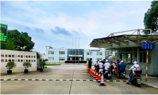 全球輪胎巨頭紛紛減少或調(diào)整生產(chǎn)和銷售卡客車輪胎產(chǎn)品，意欲何為呢?說明卡客車市場已經(jīng)結(jié)束了野蠻的“粗狂式”增長時代，擴(kuò)張時代結(jié)束。