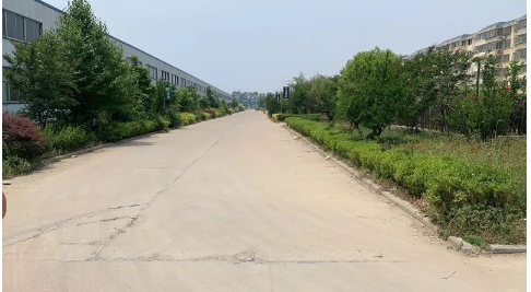 　2020年10月份，該公司曾在阿里巴巴司法拍賣網(wǎng)絡(luò)平臺上進(jìn)行變賣活動。變賣標(biāo)的是山東億諾工程輪胎有限公司所有的機(jī)器設(shè)備一宗，起拍價358.9434萬元。