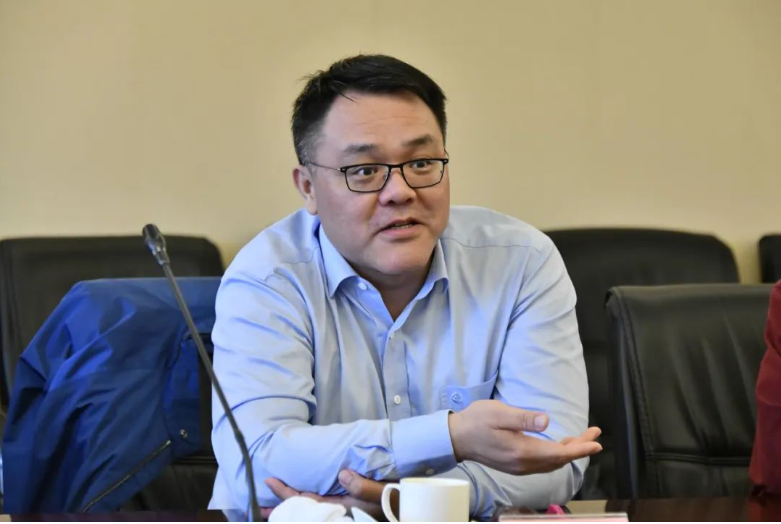 佐敦張家港公司與沙鋼是張家港的兄弟企業(yè)，都在向著更高質(zhì)量、更綠色環(huán)保方向發(fā)展，希望雙方加強(qiáng)互動、反饋以及高層對話，在更多戰(zhàn)略層面上進(jìn)行合作，成為親密伙伴。
