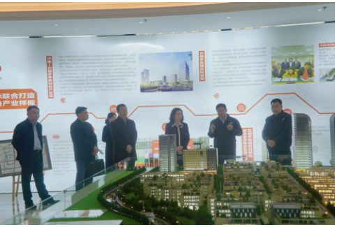 濟南產(chǎn)業(yè)發(fā)展投資集團領導一行蒞臨華凌調(diào)研
