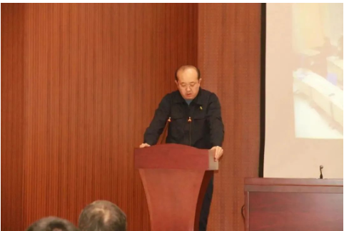 　高文杰：成績是干出來的，不是吹出來的。困難再大，苦干實干就有解決之路;問題再小，不干不動永無解決之日?；仡櫧衲暌詠淼墓ぷ?，我深深體會到唯有認(rèn)真才能把工作做細(xì)，唯有用心才能把工作做實，唯有實干、苦干才能把工作干好。2023年，我將立足公司平臺，帶領(lǐng)一廠團(tuán)隊，堅定信心、同心同德，埋頭苦干、奮勇前進(jìn)，圓滿完成全年生產(chǎn)任務(wù)目標(biāo)。