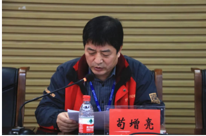 集團(tuán)精益研究院執(zhí)行院長閆圣利做了2023年管理思路分享。