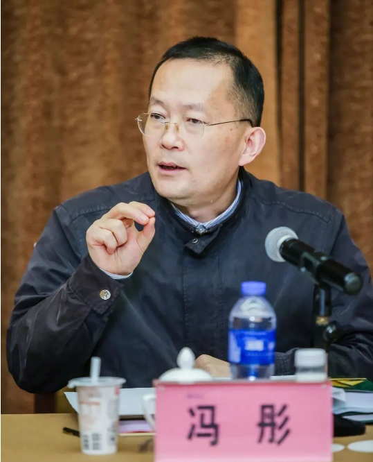 馮彤在總結(jié)講話中對為廣墾橡膠事業(yè)發(fā)展做出貢獻(xiàn)的老一輩領(lǐng)導(dǎo)及同事們表示衷心感謝，沒有當(dāng)年的不懈奮斗，也就沒有今天的良好發(fā)展局面。