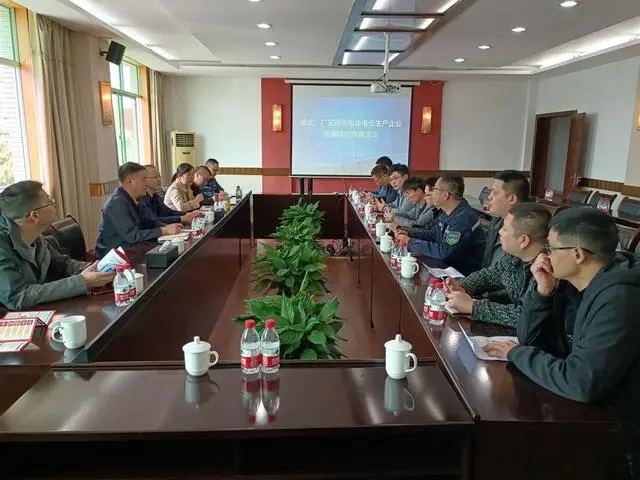 兩地企業(yè)紛紛表示，將以此次活動(dòng)為契機(jī)，持續(xù)深入加強(qiáng)交流合作，共同提升區(qū)域電線電纜質(zhì)量整體水平。重慶市質(zhì)檢院技術(shù)專(zhuān)家也表示，希望通過(guò)技術(shù)支持，進(jìn)一步推動(dòng)兩地電線電纜產(chǎn)業(yè)的高質(zhì)量發(fā)展。
