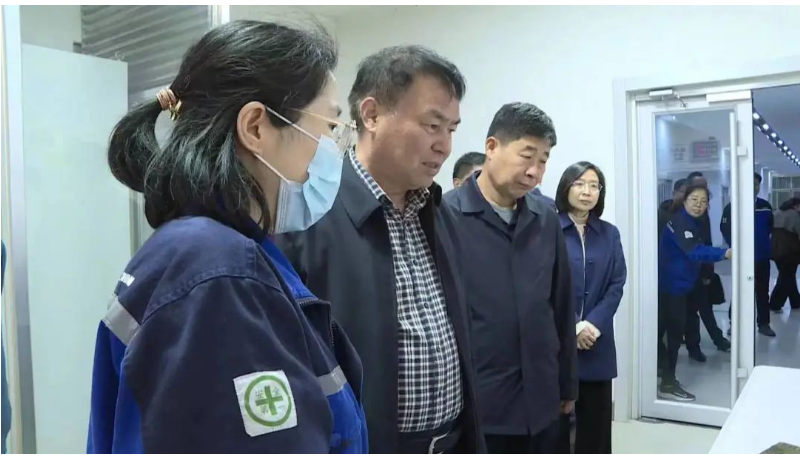 東營(yíng)市政協(xié)副主席王志安到賽輪(東營(yíng))輪胎調(diào)研