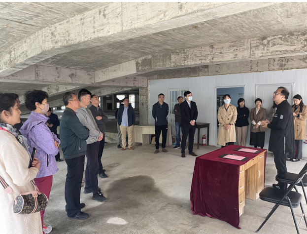 南京金陵橡膠廠重整交接儀式成功舉行，開(kāi)啟新篇章