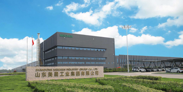 值得注意的是，針對(duì)投資者對(duì)公司在新能源業(yè)務(wù)方面的布局的關(guān)注，美晨生態(tài)董事兼總經(jīng)理王永剛表示，公司正在積極拓展新能源汽車領(lǐng)域的相關(guān)業(yè)務(wù)，未來(lái)新能源汽車將成為公司的重點(diǎn)發(fā)展方向之一。
