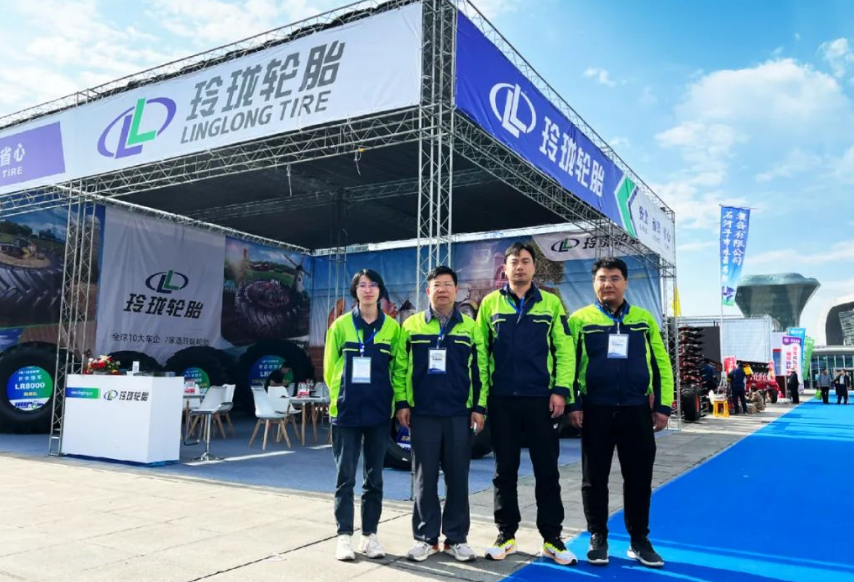 2023年新疆農業(yè)機械博覽會于5月25日至27日在新疆成功舉辦。本次博覽會的主題是“智慧農業(yè)·智能農機與農業(yè)農村現(xiàn)代化”，旨在促進農業(yè)領域的專業(yè)化和科技化發(fā)展，為國內外先進農業(yè)機械設備提供一個共通交流的平臺。