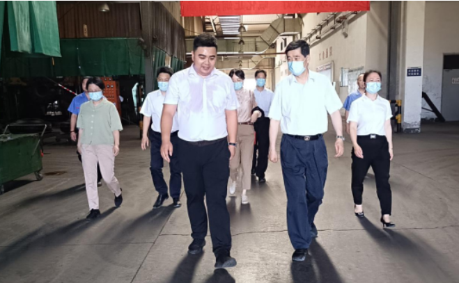 新桂輪公司副總經(jīng)理丁盛表示，作為備受重視的企業(yè)，他們感謝政府對(duì)公司工作的一貫支持。這次走訪交流對(duì)于新桂輪進(jìn)一步拓展工作思路、提高生產(chǎn)經(jīng)營狀況具有積極的促進(jìn)作用。丁盛相信，在各級(jí)領(lǐng)導(dǎo)的殷切關(guān)懷和幫扶指導(dǎo)下，新桂輪將能夠形成全面推進(jìn)重點(diǎn)企業(yè)培育的強(qiáng)大合力，取得更好的發(fā)展，為桂林市經(jīng)濟(jì)的發(fā)展貢獻(xiàn)力量。