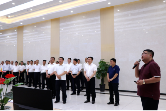 三強煤基新材料項目對于清徐縣的發(fā)展具有重要意義。該項目的建設(shè)將進一步提升清徐縣煤化工產(chǎn)業(yè)的水平，推動清徐縣向綠色、高端、可持續(xù)發(fā)展的方向邁進。