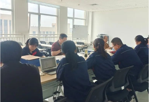 金能化學(xué)(青島)有限公司質(zhì)檢中心順利通過了CNAS(中國合格評定國家認(rèn)可委員會(huì))監(jiān)督+擴(kuò)項(xiàng)評審。