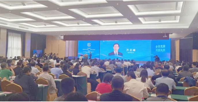 萬正峰：濮陽有“三度”讓涂料企業(yè)放心投資、舒心創(chuàng)業(yè)