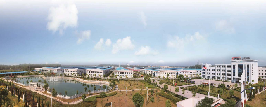 2023江蘇綠色低碳建筑國(guó)際博覽會(huì)于10月10日在南京盛大舉行，吸引了眾多業(yè)界精英和政府代表。大會(huì)公布了江蘇省優(yōu)質(zhì)工程獎(jiǎng)“揚(yáng)子杯”精品工程案例集，其中包括江蘇三元輪胎有限公司“年產(chǎn)240萬(wàn)條高性能全鋼子午線輪胎項(xiàng)目”。